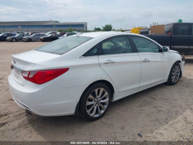 Photo 3 VIN: 5NPEC4AC7DH523313 - HYUNDAI SONATA 