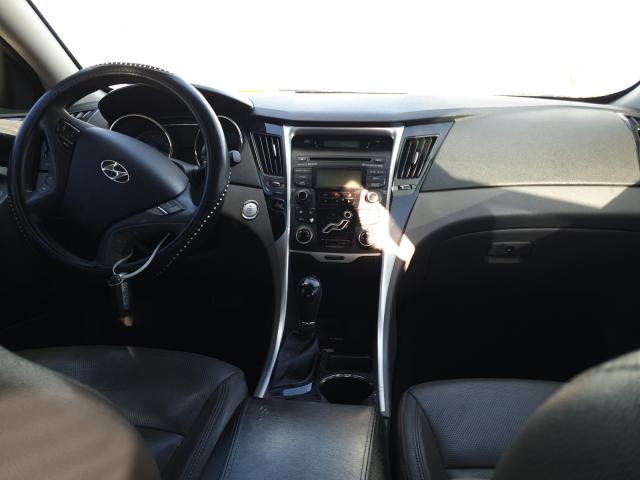 Photo 8 VIN: 5NPEC4AC7DH567750 - HYUNDAI SONATA SE 