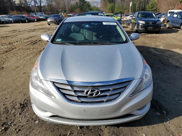 Photo 4 VIN: 5NPEC4AC7DH593412 - HYUNDAI SONATA SE 