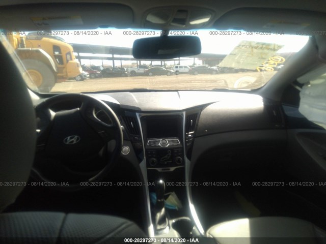 Photo 4 VIN: 5NPEC4AC7DH610208 - HYUNDAI SONATA 