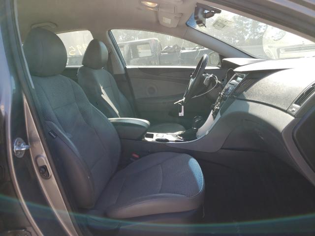 Photo 4 VIN: 5NPEC4AC7DH626182 - HYUNDAI SONATA SE 