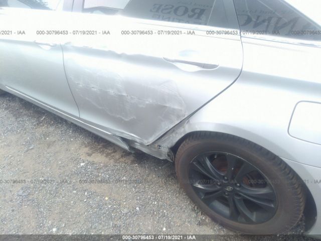 Photo 5 VIN: 5NPEC4AC7DH628448 - HYUNDAI SONATA 