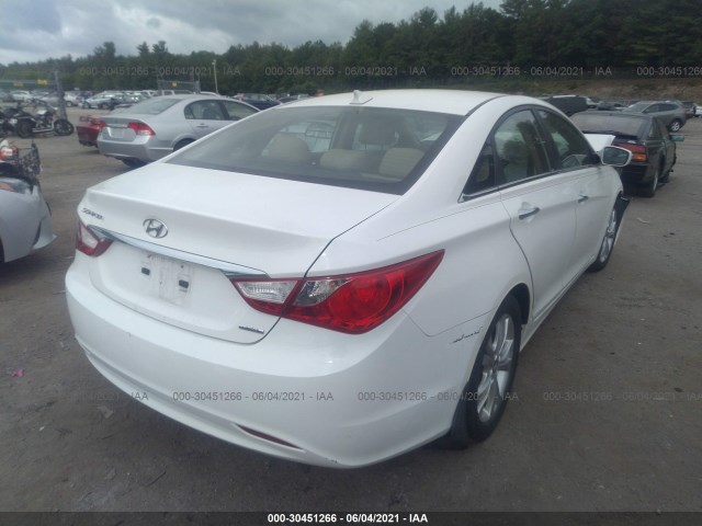 Photo 3 VIN: 5NPEC4AC7DH628918 - HYUNDAI SONATA 