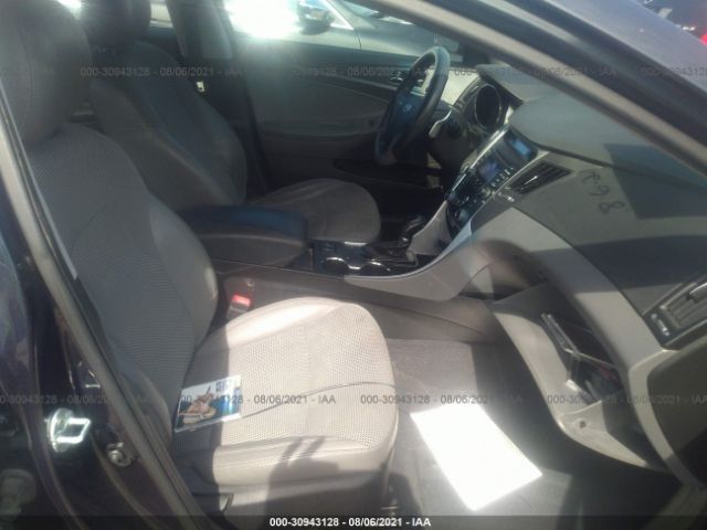 Photo 4 VIN: 5NPEC4AC7DH646805 - HYUNDAI SONATA 