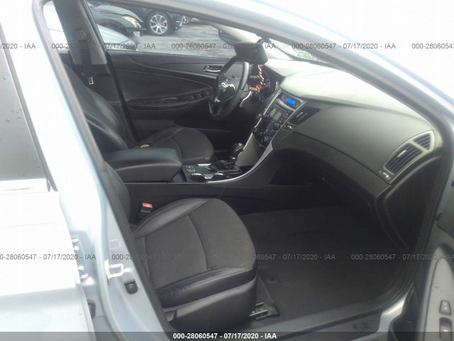 Photo 4 VIN: 5NPEC4AC7DH651471 - HYUNDAI SONATA 