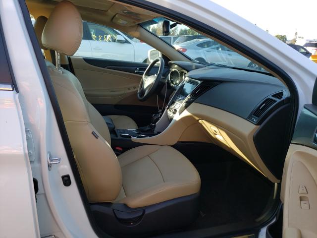 Photo 4 VIN: 5NPEC4AC7DH666875 - HYUNDAI SONATA SE 