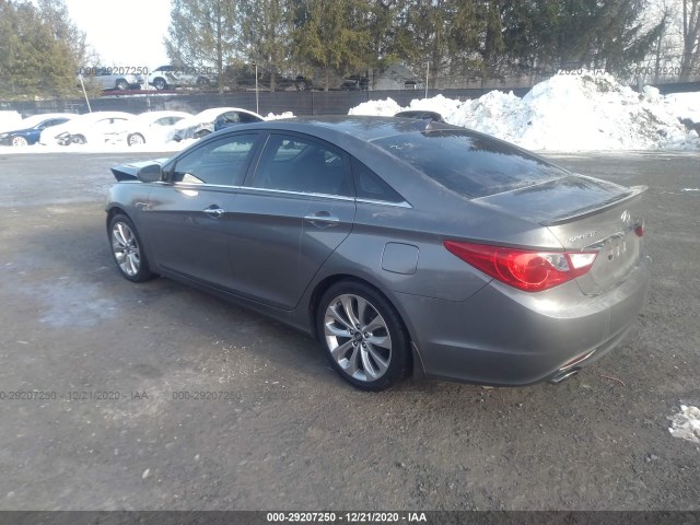 Photo 2 VIN: 5NPEC4AC7DH700913 - HYUNDAI SONATA 