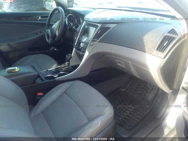 Photo 4 VIN: 5NPEC4AC7DH700913 - HYUNDAI SONATA 