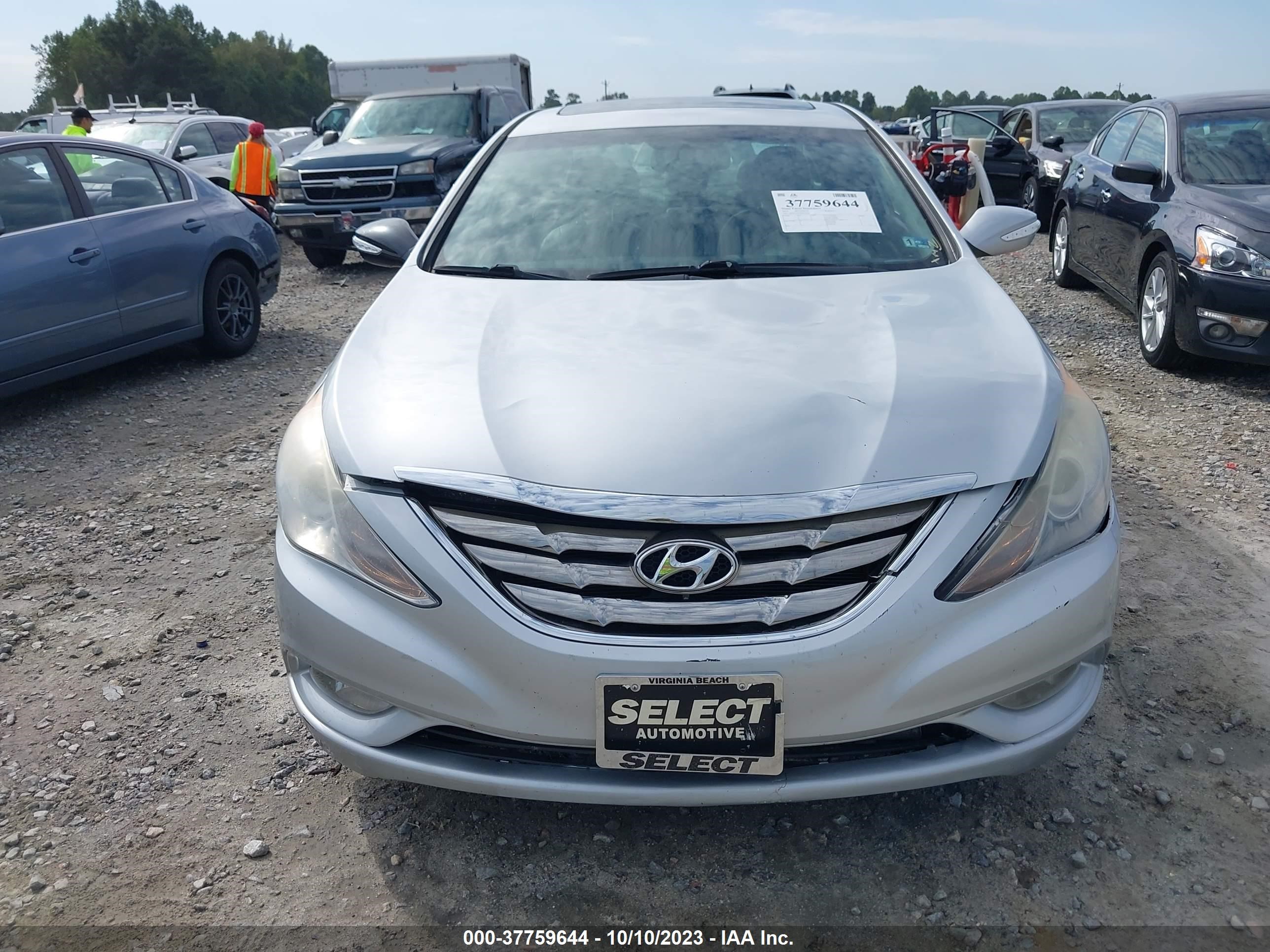 Photo 11 VIN: 5NPEC4AC7DH740294 - HYUNDAI SONATA 