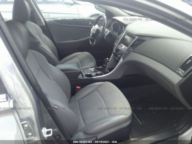 Photo 4 VIN: 5NPEC4AC7DH790919 - HYUNDAI SONATA 