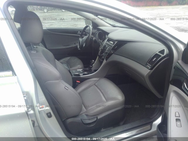 Photo 4 VIN: 5NPEC4AC7DH793335 - HYUNDAI SONATA 