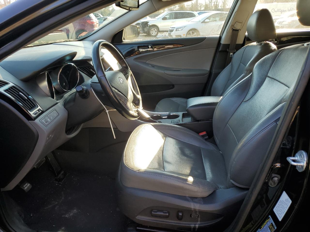 Photo 6 VIN: 5NPEC4AC7EH838825 - HYUNDAI SONATA 