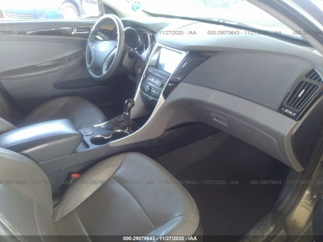 Photo 4 VIN: 5NPEC4AC7EH873235 - HYUNDAI SONATA 