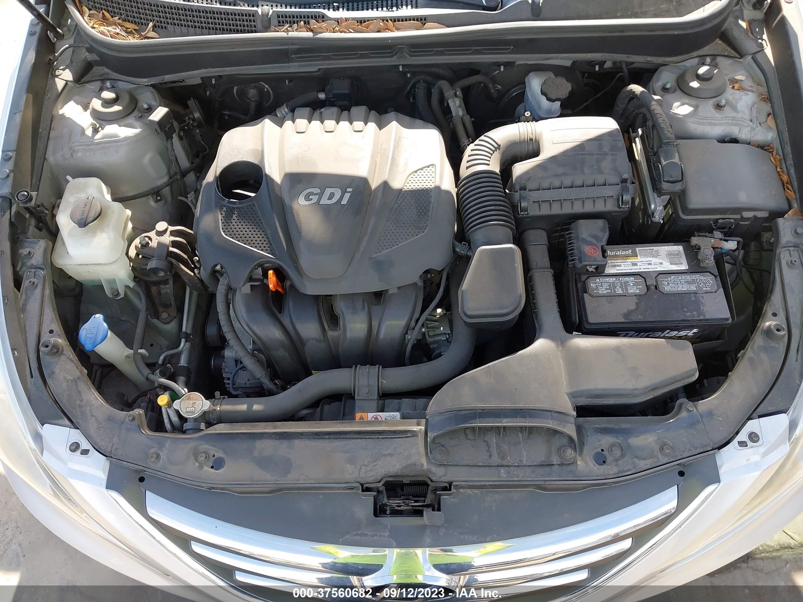 Photo 9 VIN: 5NPEC4AC7EH918500 - HYUNDAI SONATA 