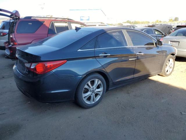 Photo 2 VIN: 5NPEC4AC8BH000542 - HYUNDAI SONATA 