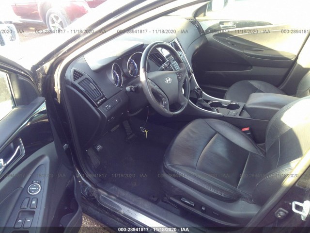 Photo 4 VIN: 5NPEC4AC8BH038885 - HYUNDAI SONATA 