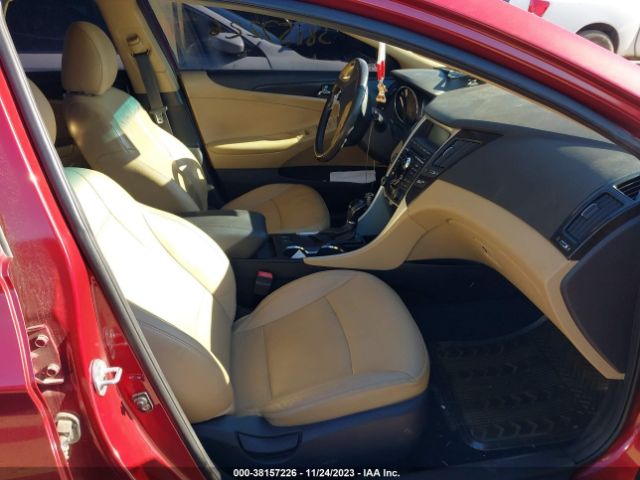 Photo 4 VIN: 5NPEC4AC8BH047618 - HYUNDAI SONATA 