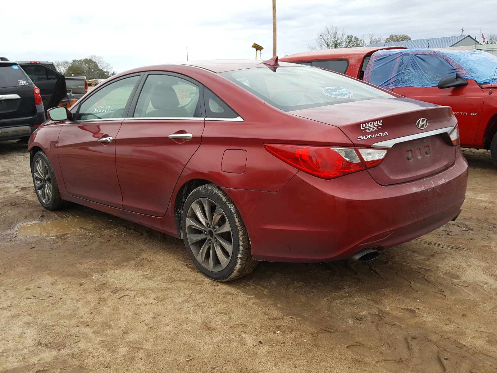 Photo 2 VIN: 5NPEC4AC8BH068906 - HYUNDAI SONATA SE 