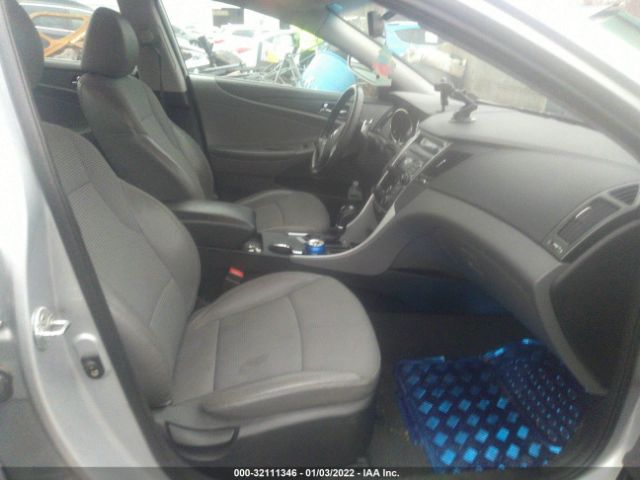 Photo 4 VIN: 5NPEC4AC8BH075595 - HYUNDAI SONATA 