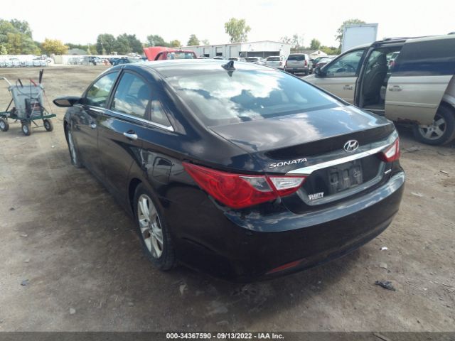 Photo 2 VIN: 5NPEC4AC8BH082174 - HYUNDAI SONATA 