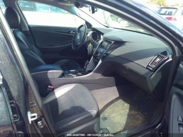 Photo 4 VIN: 5NPEC4AC8BH082174 - HYUNDAI SONATA 