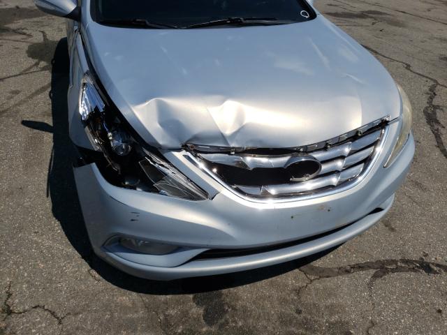 Photo 8 VIN: 5NPEC4AC8BH088542 - HYUNDAI SONATA SE 