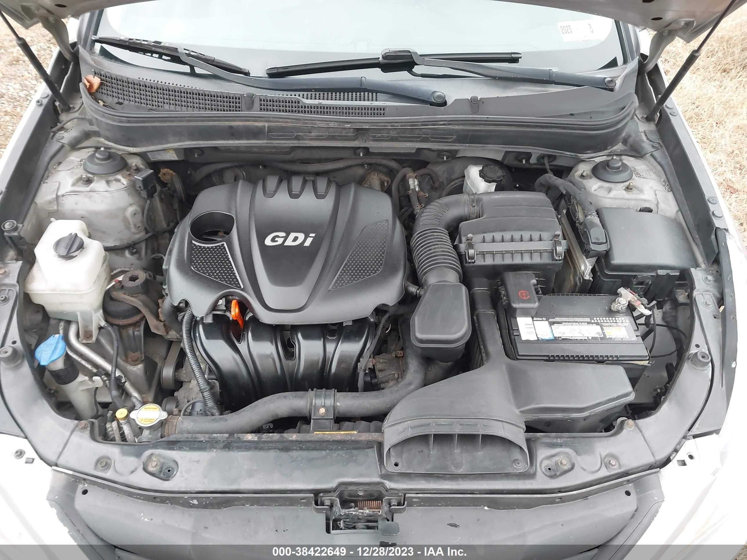 Photo 9 VIN: 5NPEC4AC8BH088895 - HYUNDAI SONATA 