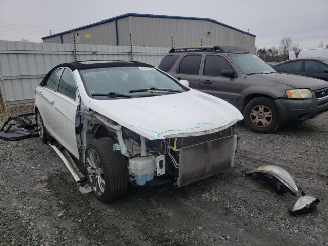 Photo 0 VIN: 5NPEC4AC8BH102195 - HYUNDAI SONATA SE 