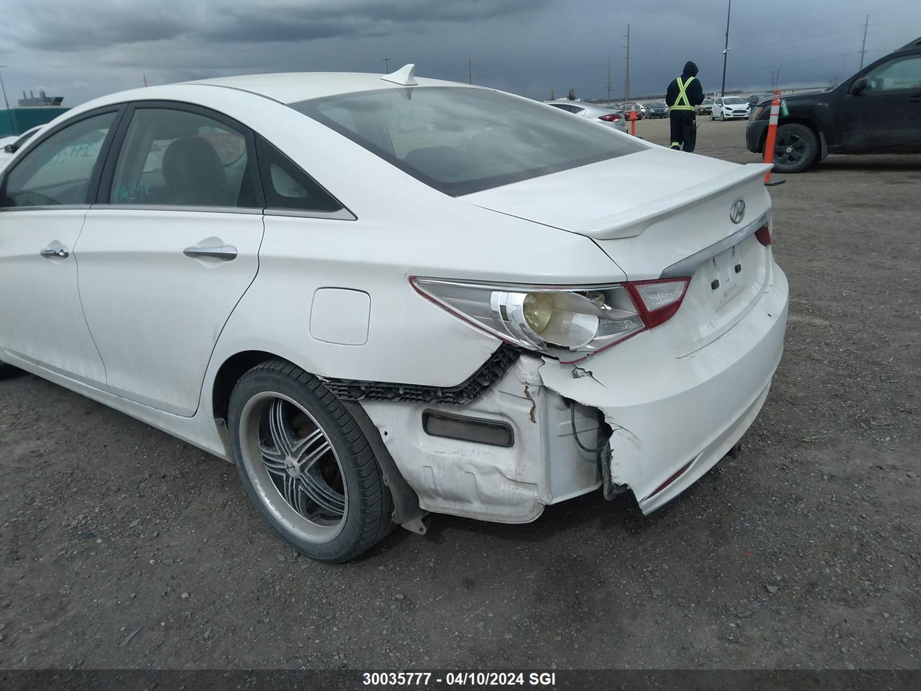 Photo 5 VIN: 5NPEC4AC8BH109759 - HYUNDAI SONATA 