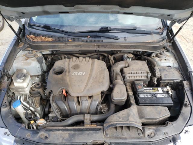 Photo 6 VIN: 5NPEC4AC8BH140008 - HYUNDAI SONATA SE 