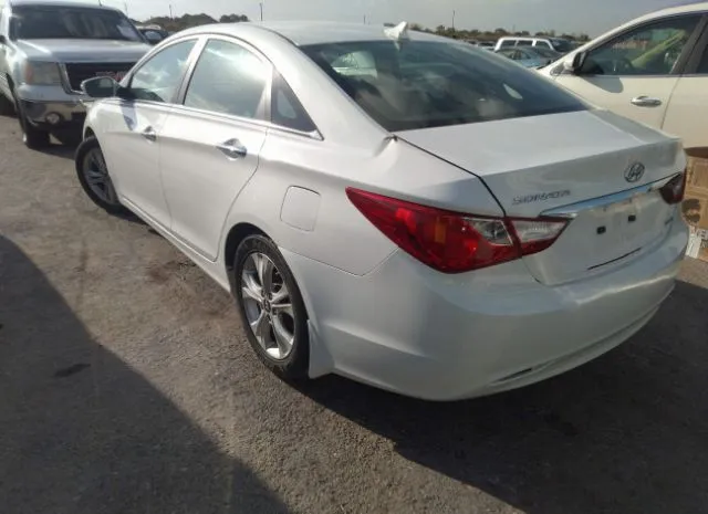 Photo 2 VIN: 5NPEC4AC8BH143636 - HYUNDAI SONATA 