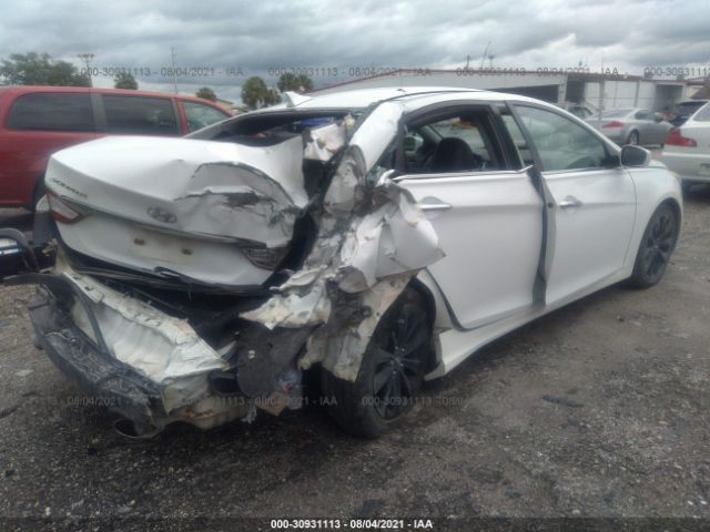 Photo 3 VIN: 5NPEC4AC8BH146178 - HYUNDAI SONATA 