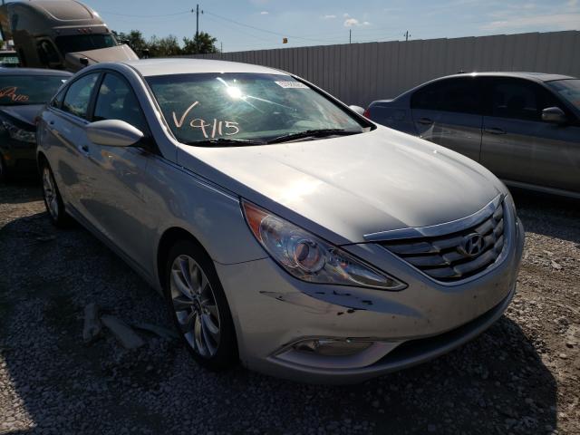 Photo 0 VIN: 5NPEC4AC8BH157469 - HYUNDAI SONATA SE 