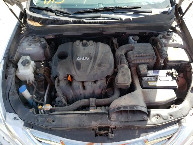 Photo 6 VIN: 5NPEC4AC8BH157469 - HYUNDAI SONATA SE 