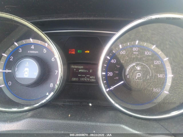 Photo 6 VIN: 5NPEC4AC8BH161151 - HYUNDAI SONATA 