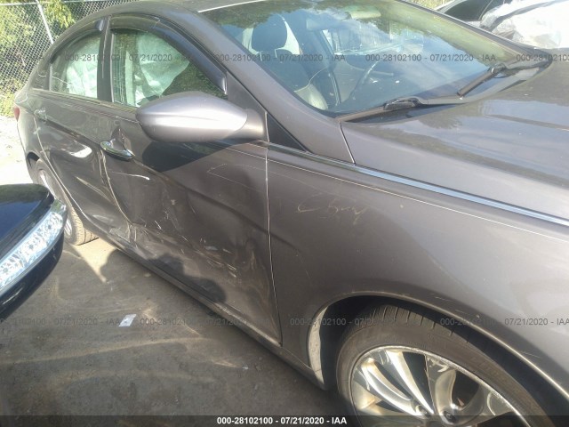 Photo 5 VIN: 5NPEC4AC8BH248743 - HYUNDAI SONATA 