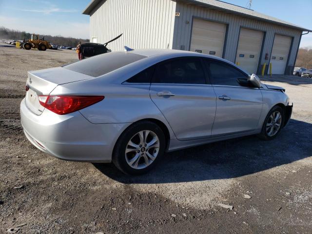 Photo 2 VIN: 5NPEC4AC8BH251755 - HYUNDAI SONATA SE 