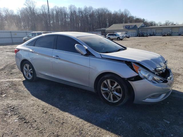 Photo 3 VIN: 5NPEC4AC8BH251755 - HYUNDAI SONATA SE 