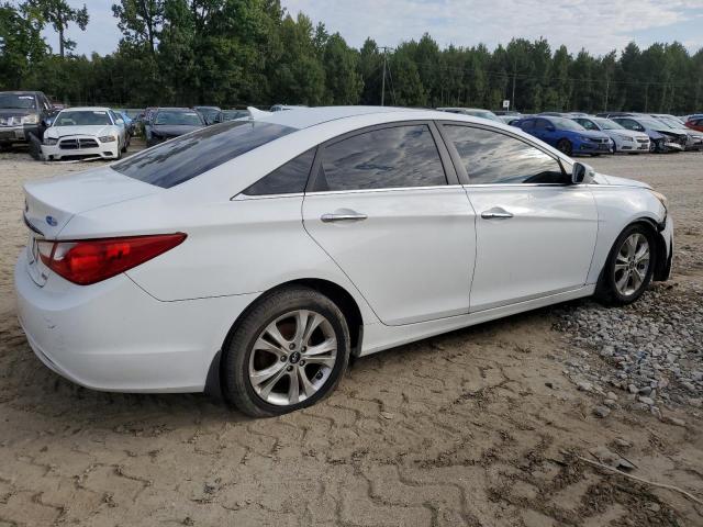 Photo 2 VIN: 5NPEC4AC8BH259659 - HYUNDAI SONATA 