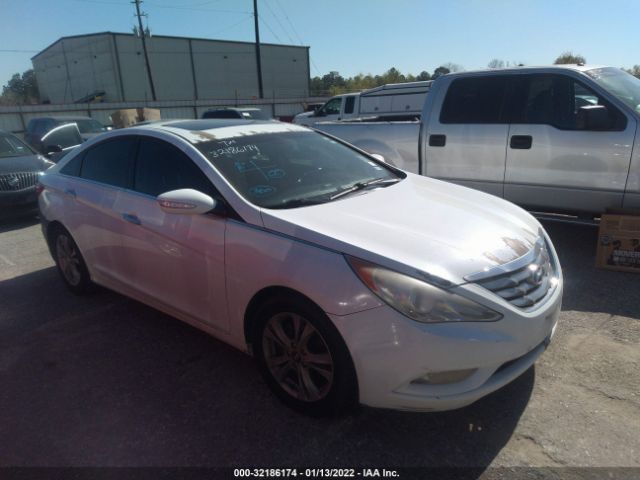 Photo 0 VIN: 5NPEC4AC8BH272914 - HYUNDAI SONATA 