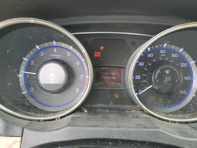 Photo 8 VIN: 5NPEC4AC8BH274940 - HYUNDAI SONATA 