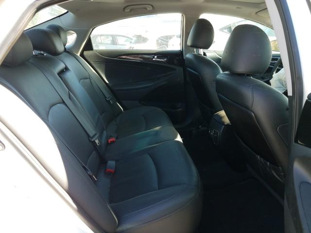 Photo 5 VIN: 5NPEC4AC8CH321952 - HYUNDAI SONATA SE 