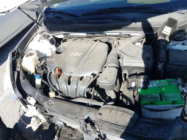 Photo 6 VIN: 5NPEC4AC8CH321952 - HYUNDAI SONATA SE 