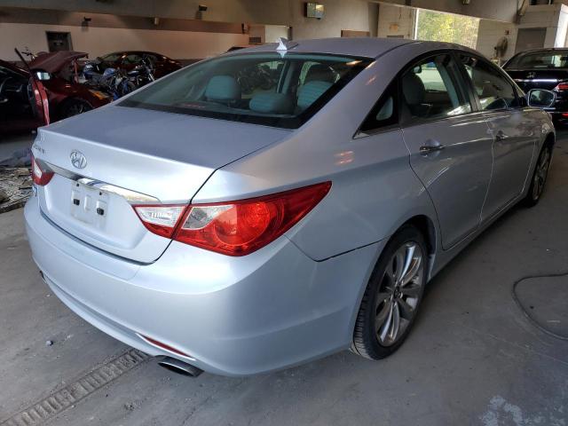 Photo 3 VIN: 5NPEC4AC8CH352974 - HYUNDAI SONATA 