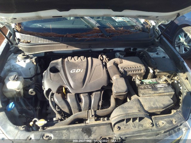 Photo 9 VIN: 5NPEC4AC8CH357494 - HYUNDAI SONATA 