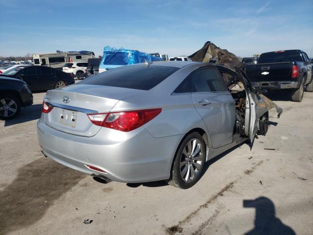 Photo 3 VIN: 5NPEC4AC8CH361903 - HYUNDAI SONATA SE 