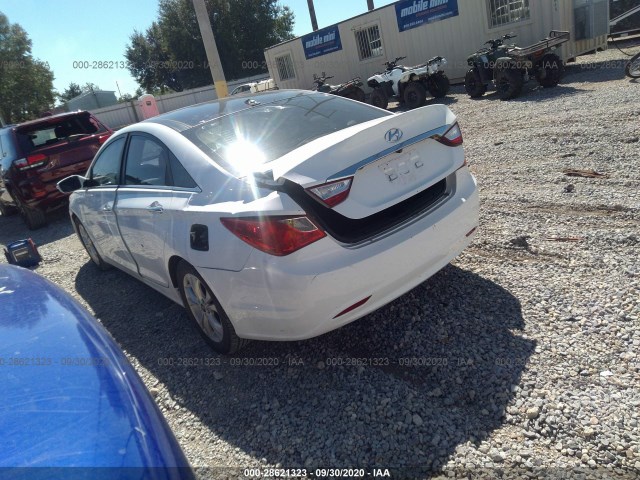 Photo 2 VIN: 5NPEC4AC8CH365742 - HYUNDAI SONATA 