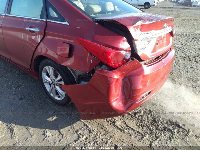 Photo 5 VIN: 5NPEC4AC8CH384713 - HYUNDAI SONATA 