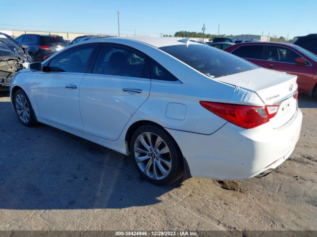 Photo 2 VIN: 5NPEC4AC8CH389331 - HYUNDAI SONATA 