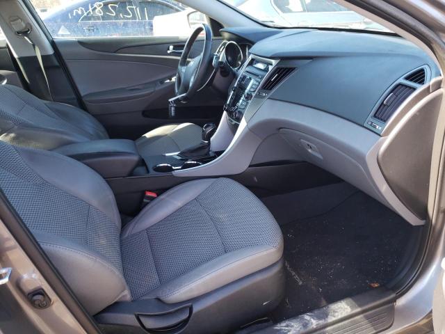 Photo 4 VIN: 5NPEC4AC8CH423008 - HYUNDAI SONATA SE 